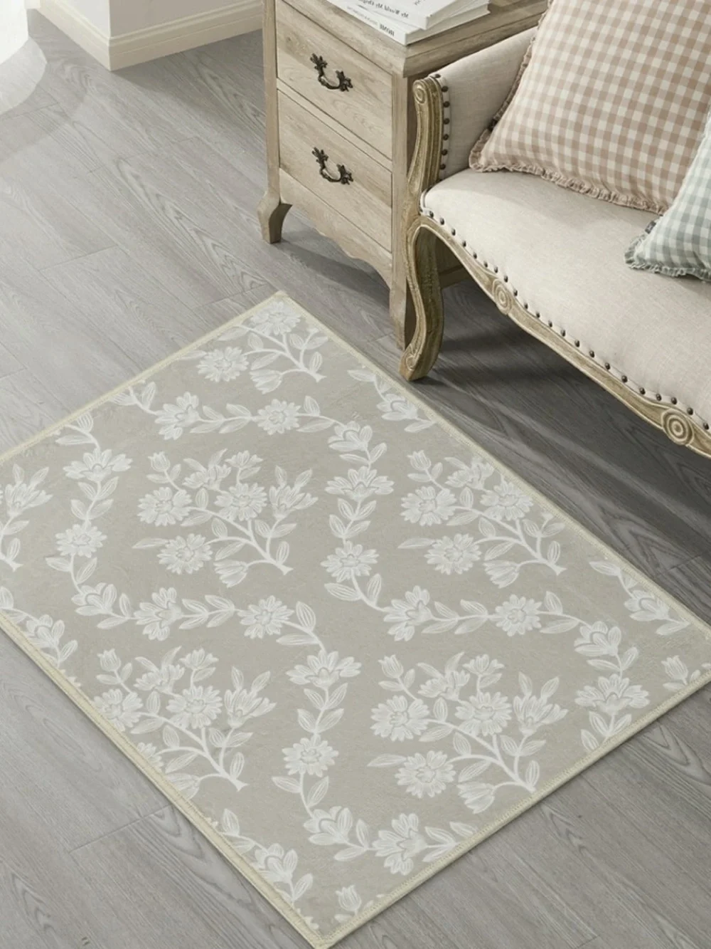 Floral Accent Indoor Door Mat in Taupe and White